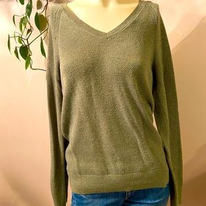Gap green sweater size M
